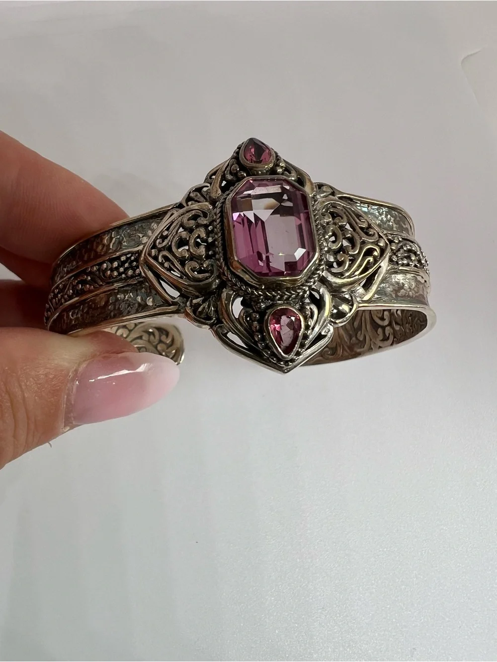 Stunning SARDA Sterling silver cuff bracelet with purple pink crystals - Picture 11 of 15